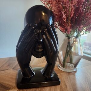 Abstract Face Statue